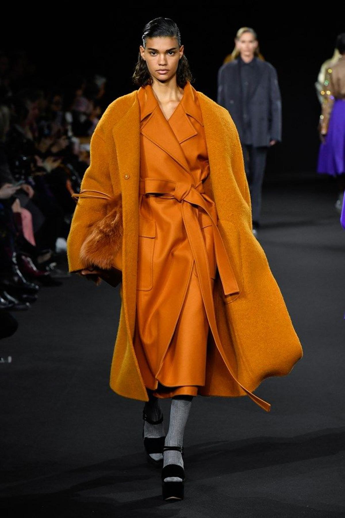 Cravate En Soie 100% Rochas Paris - Multicolore - Occasion