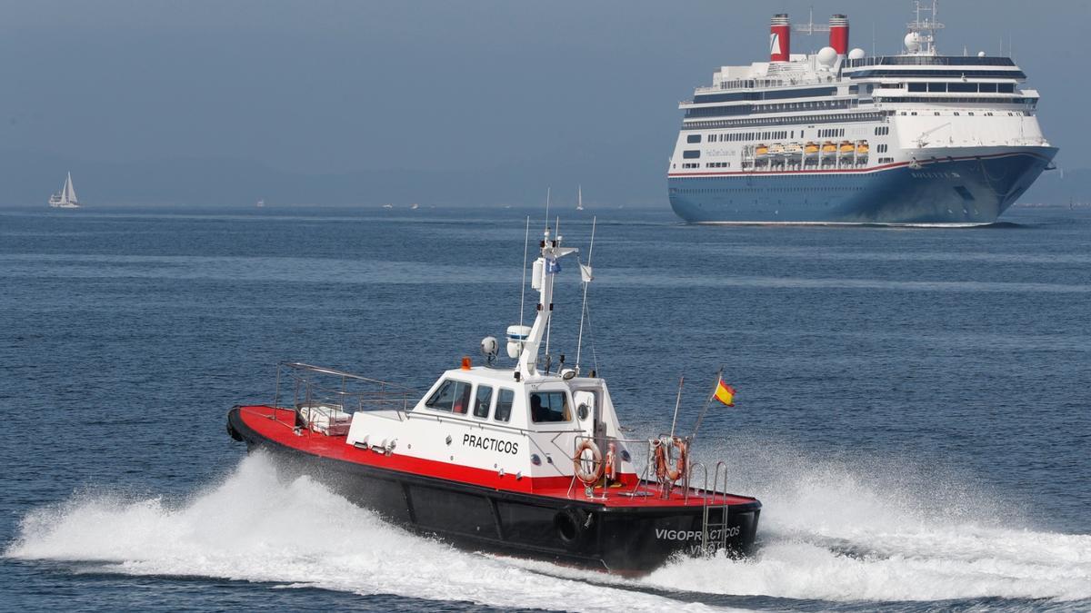 Un barco de los prácticos del Puerto de Vigo
