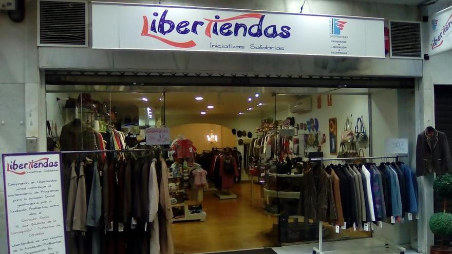 Libertiendas Córdoba celebra mañana su cuarto aniversario con ofertas y música