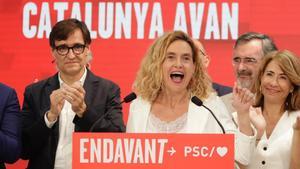 El PSC arrasa amb 19 diputats i reafirma la seva supremacia a Catalunya