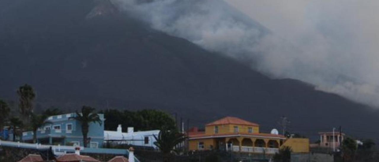 El volcán de La Palma desde Las Manchas