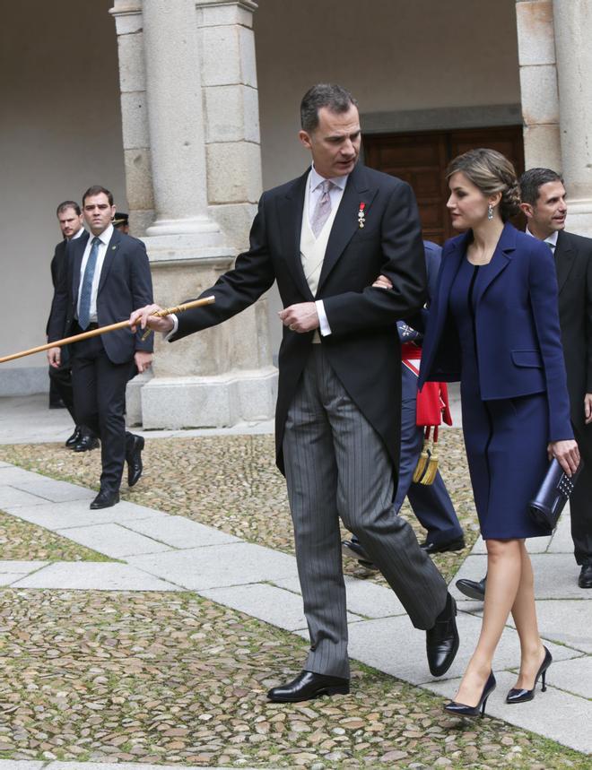 Doña Letizia de Felipe Varela en la entrega del Premio Cervantes