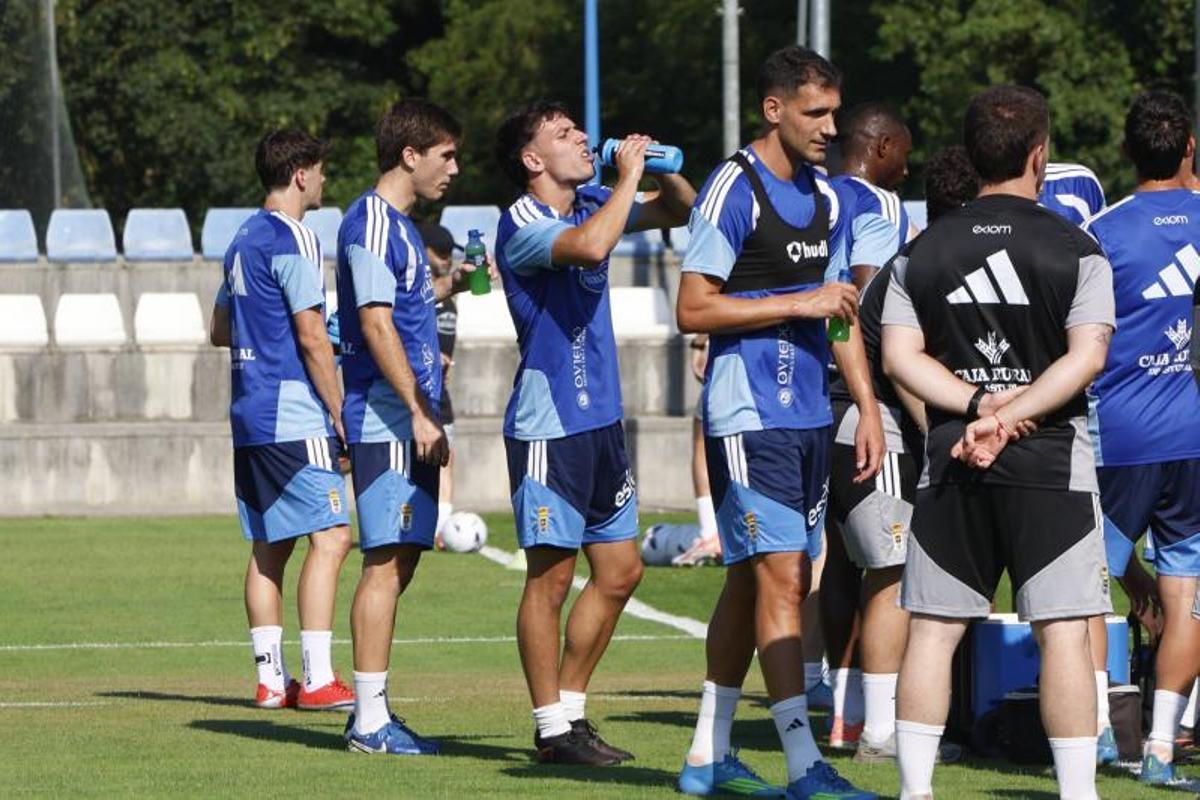 EN IMÁGENES: Así fue el primer entrenamiento de la temporada 26-27 para el Real Oviedo