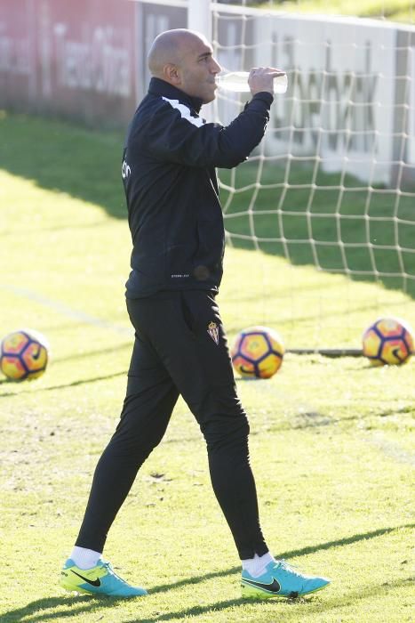 Entrenamiento del Sporting de Gijón con visita de Ángel María Villar