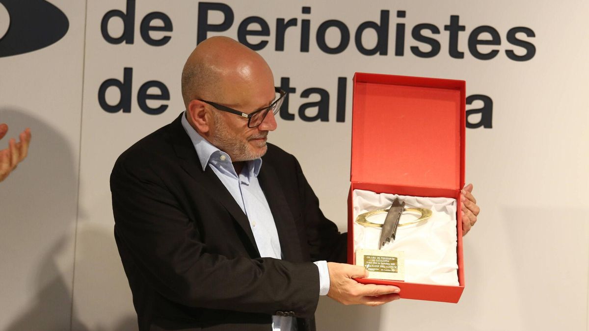 Ramon Besa, el 'mestre' recibe el Premi Ofici de Periodista