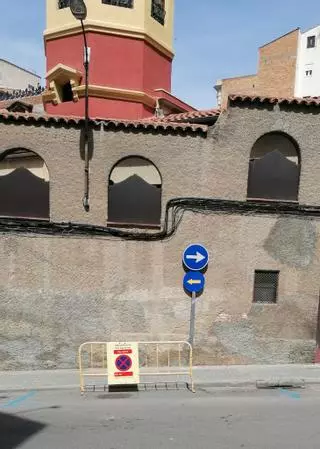 Direccions obligatòries contradictòries a Manresa: Cap a on vaig a la dreta o a l'esquerra?