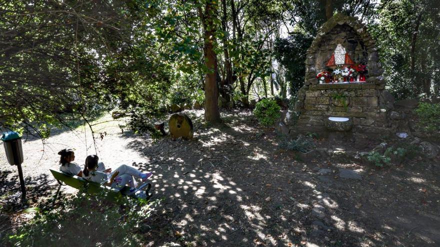La discreta Santina que vela por los enfermos del Monte Naranco