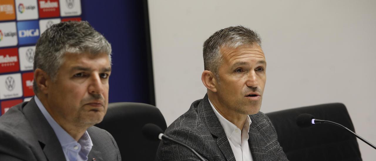 EN IMÁGENES: Presentación de Tito Blanco como nuevo director deportivo del Real Oviedo