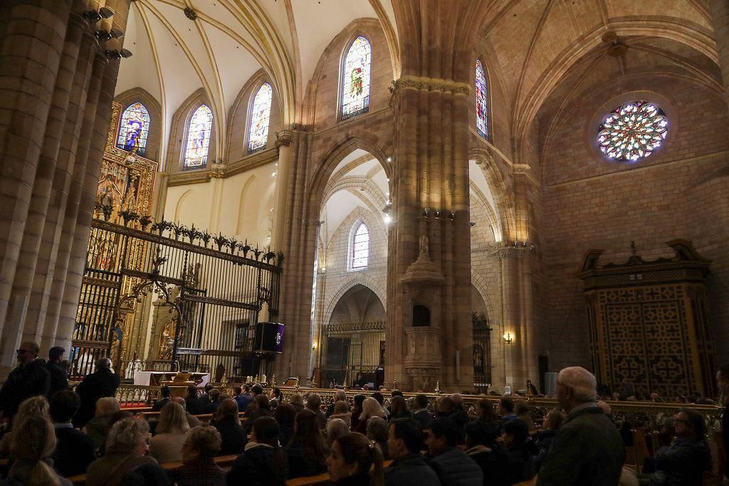 Ofrenda floral y misa por la festividad de la Inmaculada 2023, en imágenes