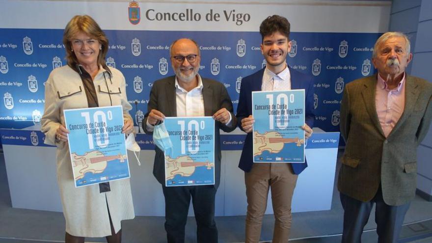 Elisabeth Taylor, Abel Losada, Pedro Fernández y Roberto Alonso.