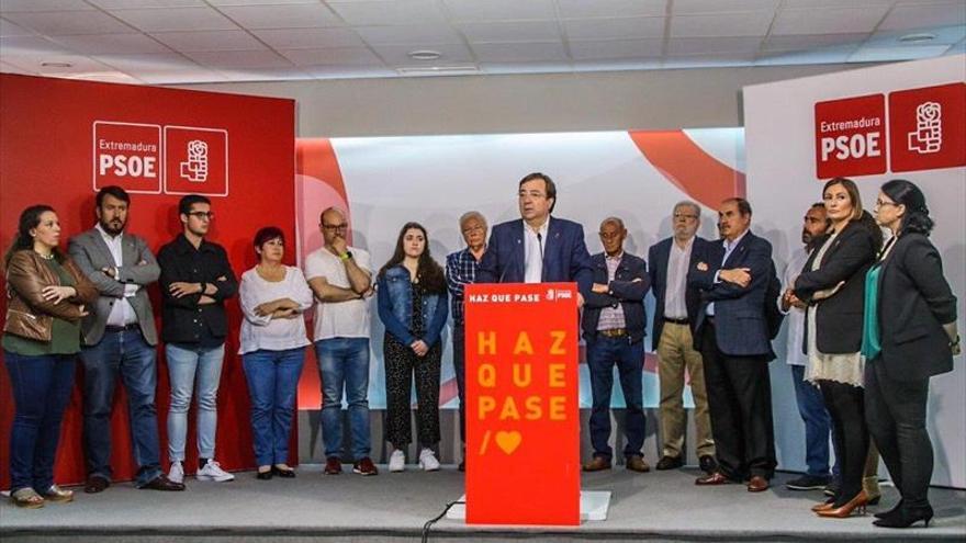 Vara e Ibarra valoran el papel decisivo del PSOE en su 140 cumpleaños