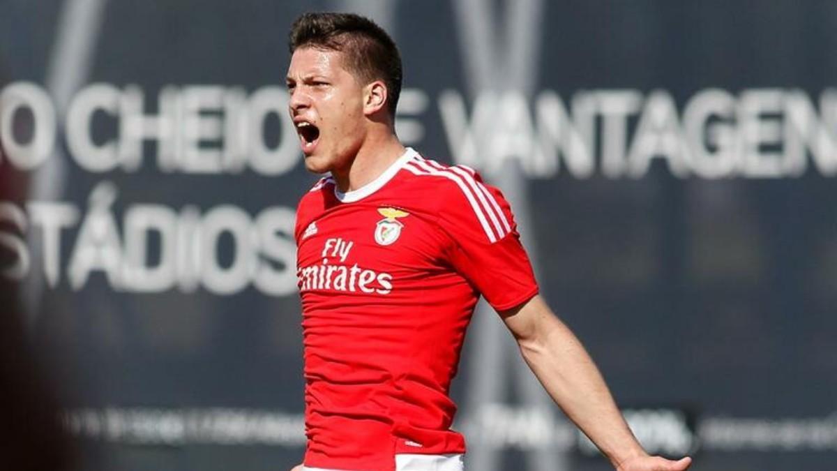 Jovic, con el Benfica