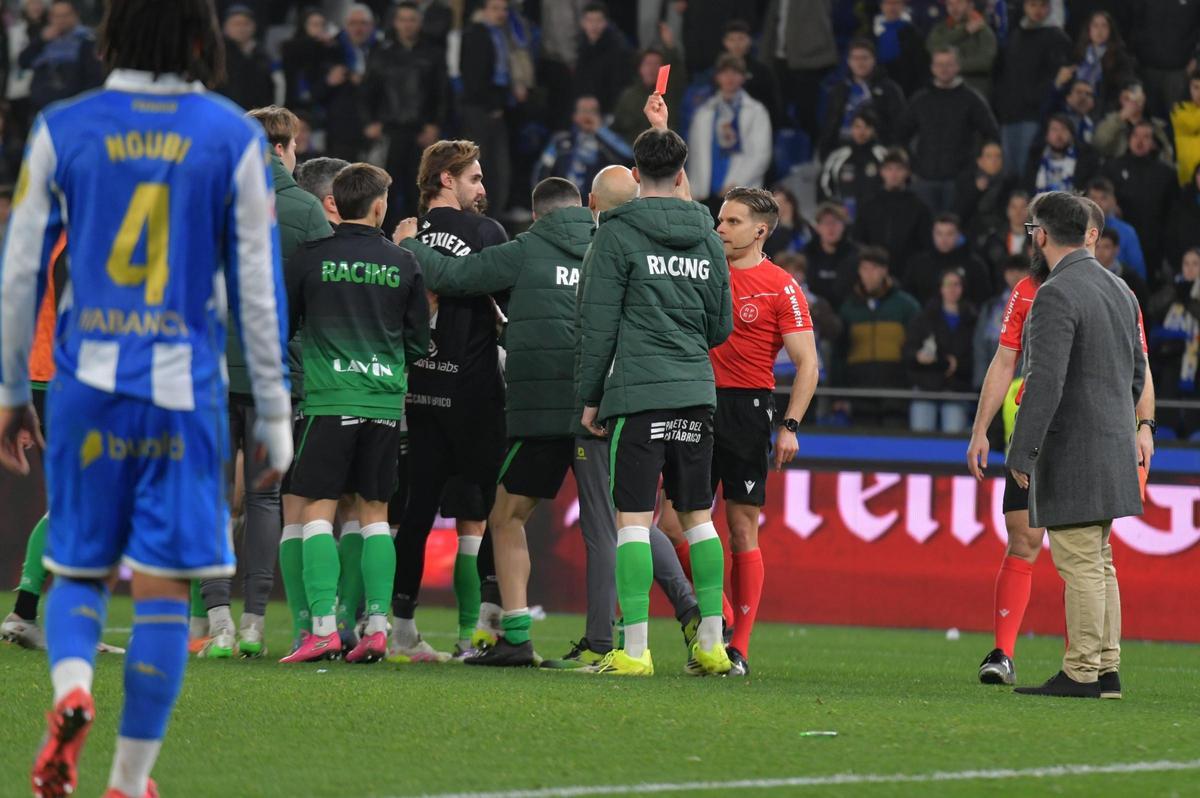 La roja a Mantilla en el Deportivo - Racing