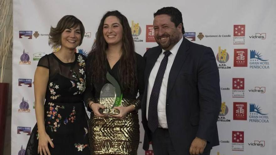 Ariadna Edo recibe el premio a la mejor deportista del 2016