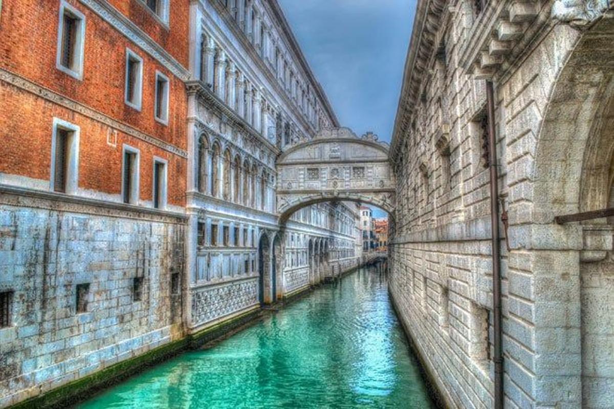 Puente de los Suspiros, Venecia.