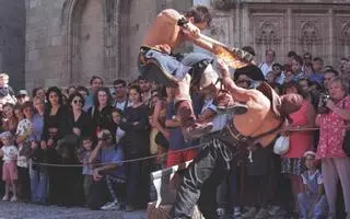 De 1997 a avui: la història del Festival Terra de Trobadors de Castelló d'Empúries en imatges