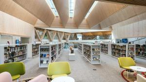 Malestar dels llibreters perquè les biblioteques catalanes compren els llibres a Galícia: «Sempre guanyen el concurs els mateixos»