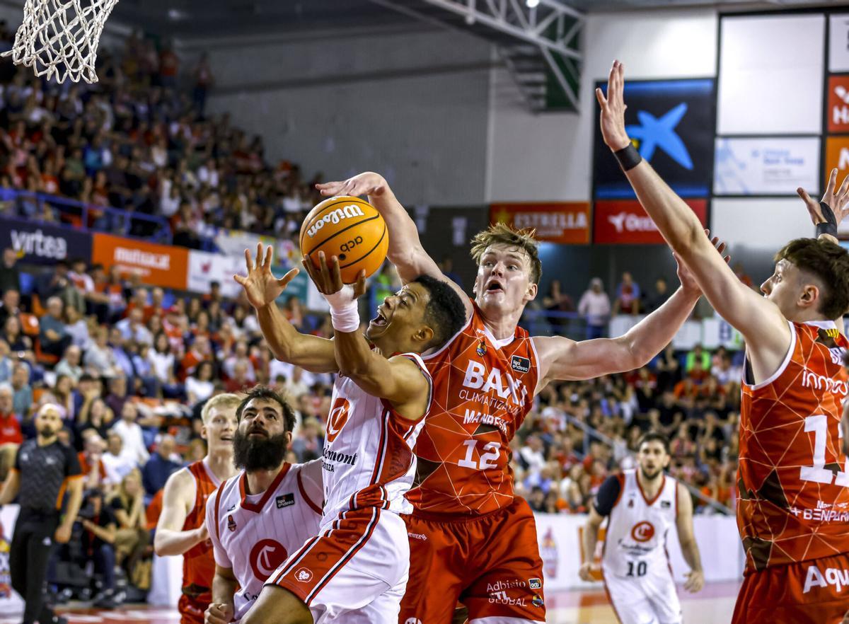 Totes les fotos del Baxi Manresa-Casademont Saragossa