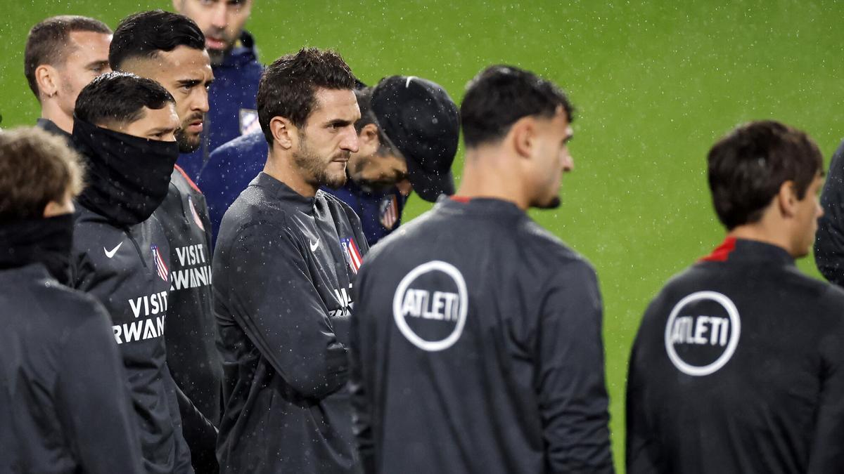 El Atlético de Madrid se entrenó en Eindhoven durante la tarde previa al partido de la sexta jornada de la Champions.