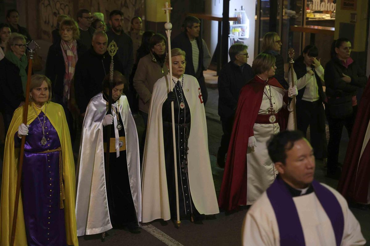 Los momentos más destacados de la Procesión del Silencio en el Port de Sagunt