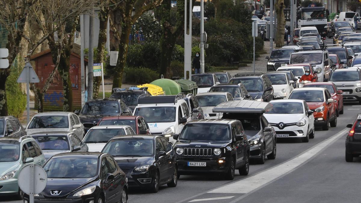 La zona de Beiramar se colapsa por el cierre del túnel