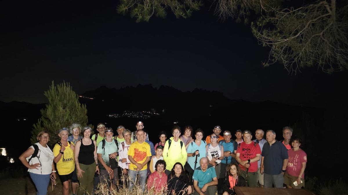 El Centre Excursionista del Bages puja al mirador del Talló