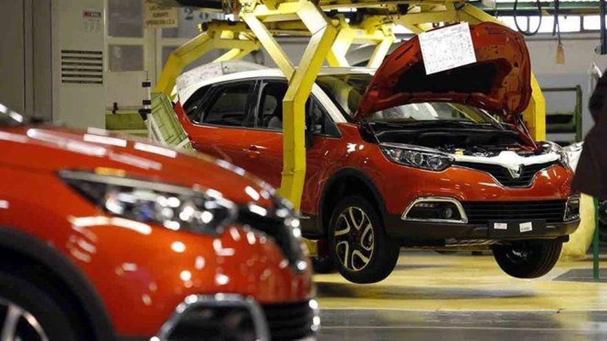 Renault aplica un ERTE sobre 12.000 empleados en España