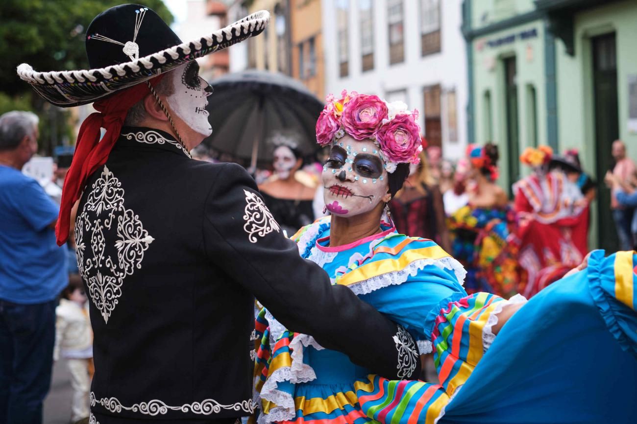 Desfile de catrinas en La Laguna