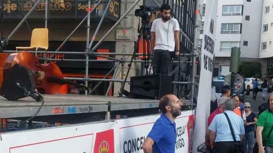 Jácome, antes del inicio del acto reivindicativo en Vigo. // FdV