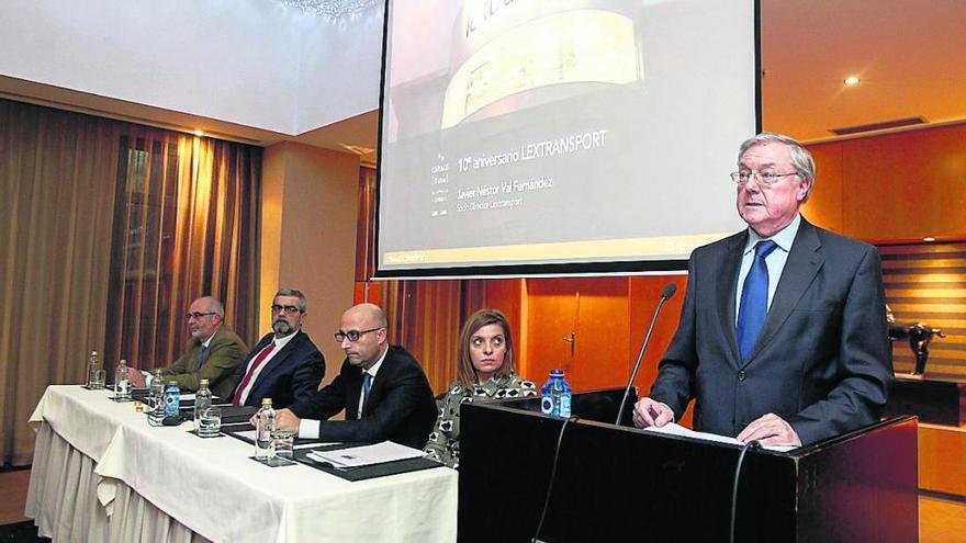 Salvador Heras, durante su intervención del pasado viernes en Oviedo.