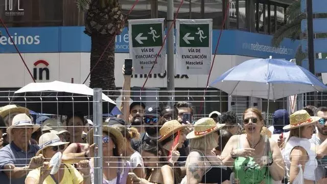 Así ha sido el primer día de aplicación de las nuevas medidas de seguridad en Luceros para la mascletà de Alicante