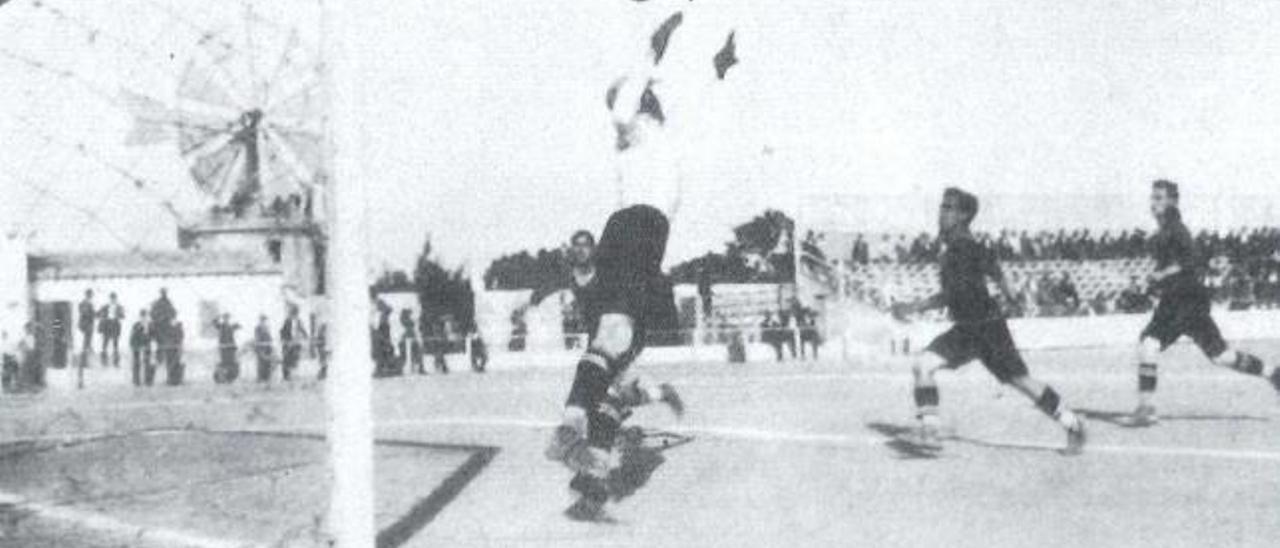 Partido disputado en el estadio Bons Aires en 1927.