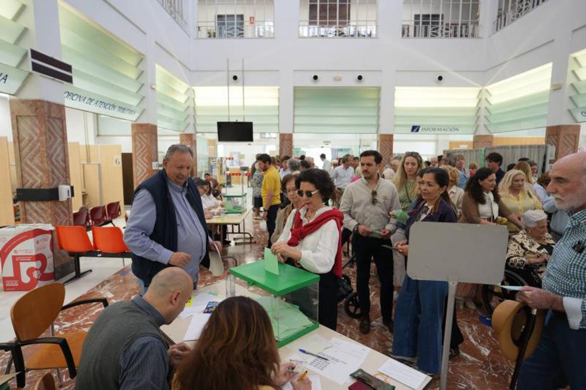 Córdoba capital vota para las elecciones andaluzas