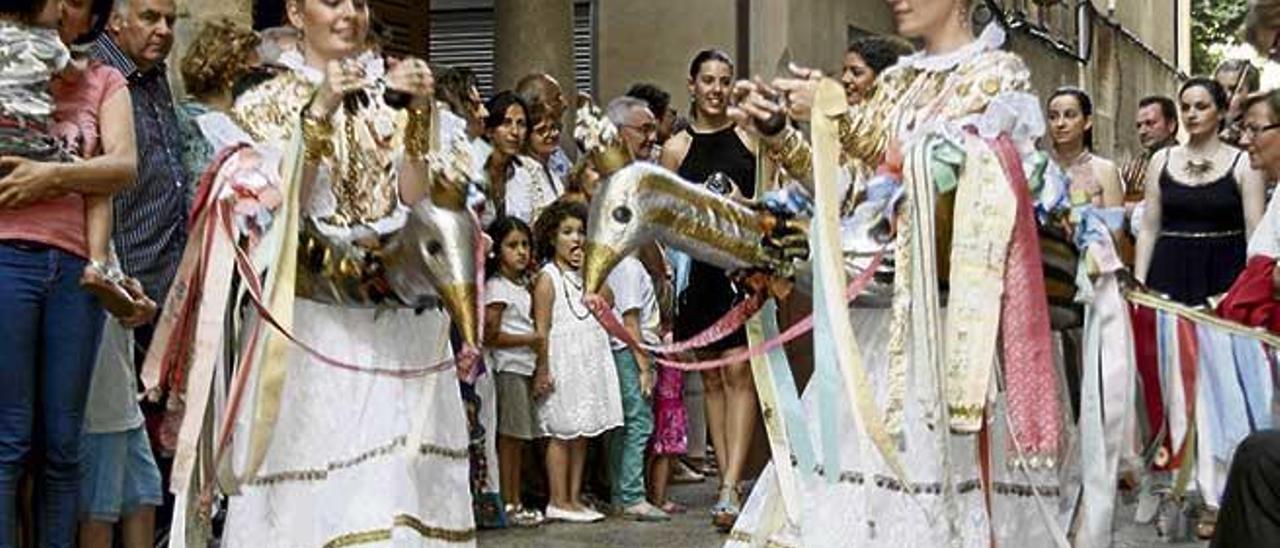 Procesión del Corpus en Pollença, con la participación de las águilas.