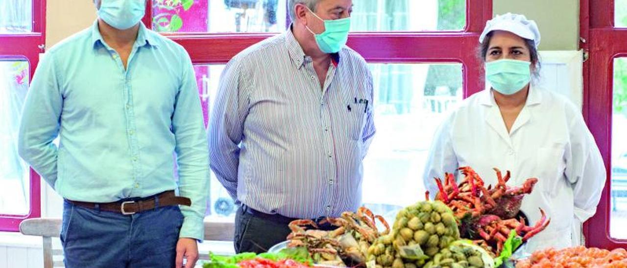 Alberto González: “Lo que más piden es comer en terraza, pero la hostelería local es segura” | CARLOS PETEIRO