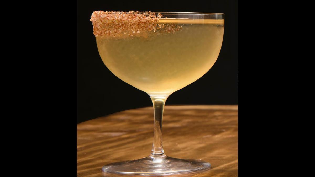 Cóctel del 'bartender' Borja Insa inspirado en la película 'Casa en flames'.