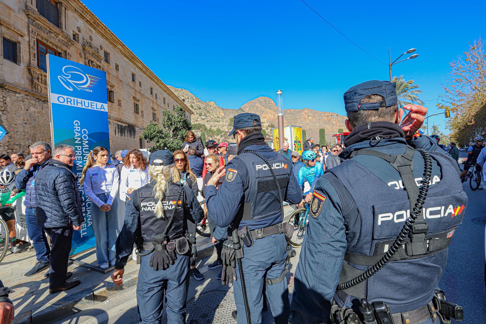 Salida de la 74 Vuelta Ciclista a la Comunidad Valenciana desde Orihuela