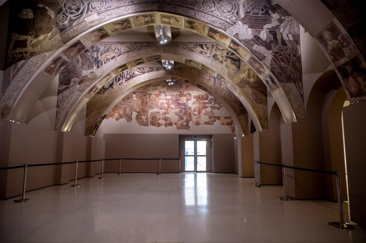 Pinturas de Sijena en las salas de arte románico en el MNAC