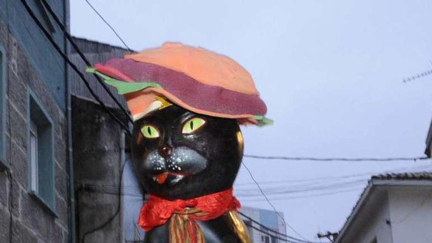 El Gato Negro celebra un muy peculiar entierro de la sardina. / N.Parga