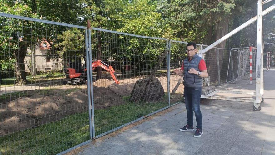 Cambados cierra el jardín y el parque infantil de Torrado por las obras