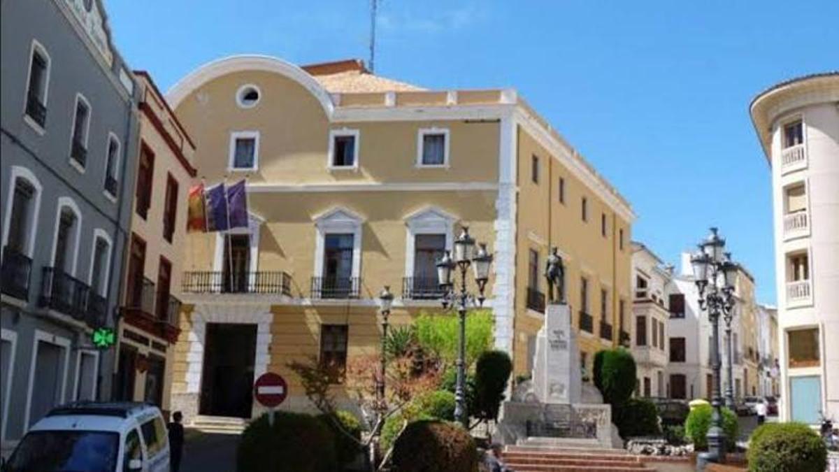 El ayuntamiento de Oliva, en imagen de archivo.