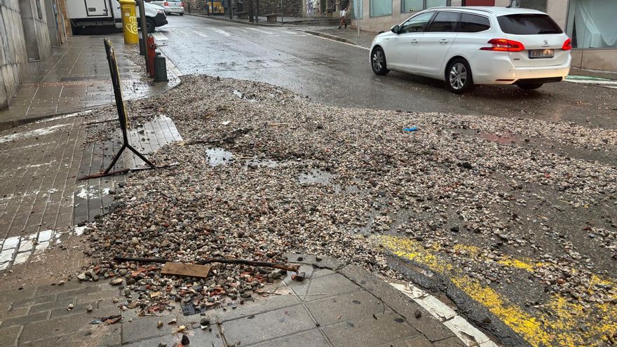 Carrers plens de terra i fang a Moià