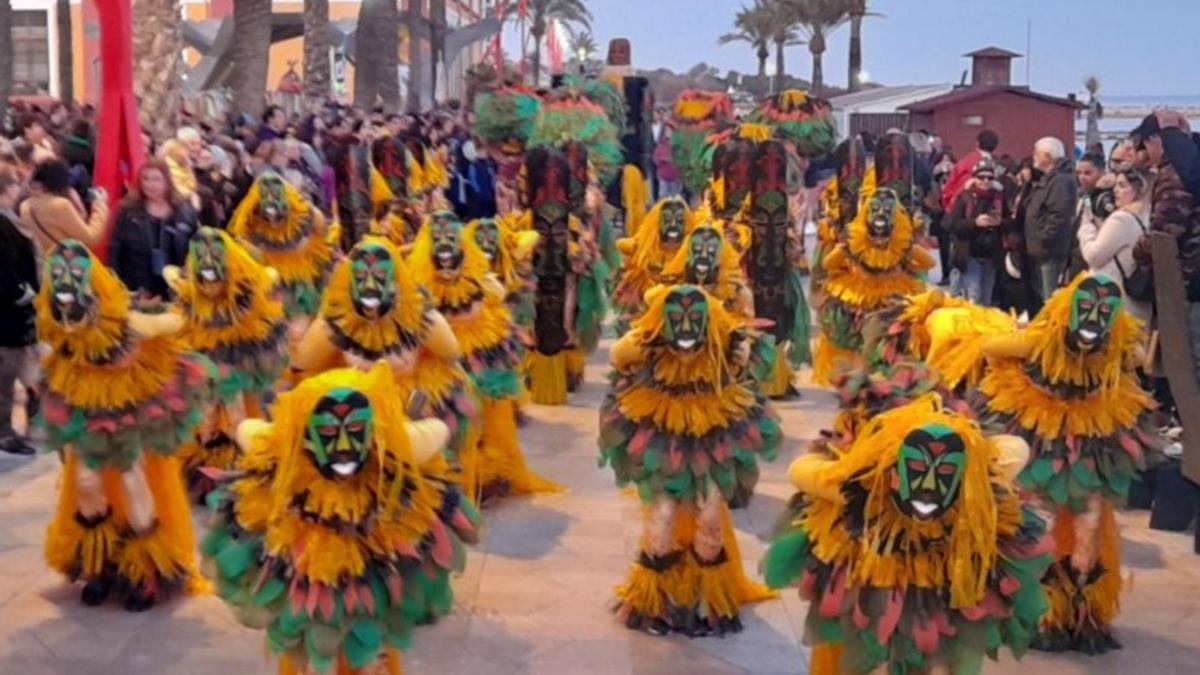 La celebración del Carnaval arrancó el pasado sábado en Vinaròs. | JAVIER FLORES