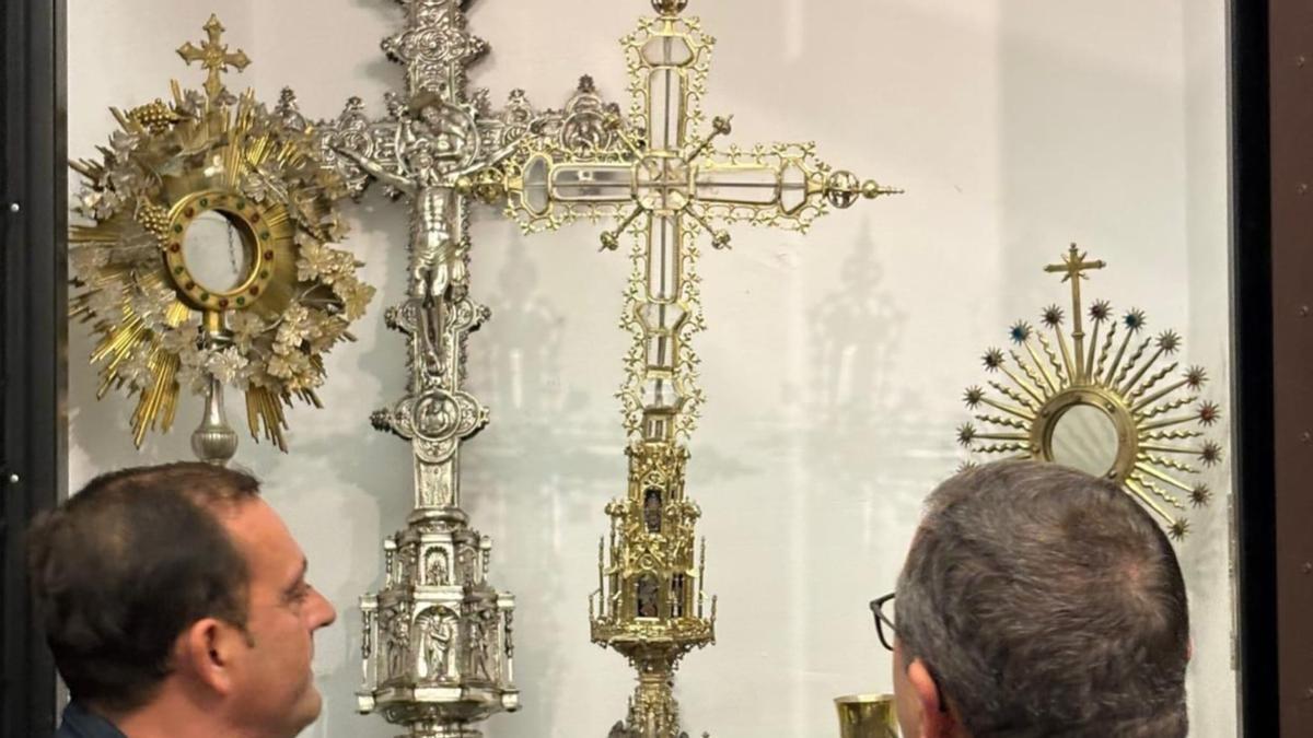 Los tesoros pontificios que protagonizarán la exposición en Peñíscola.
