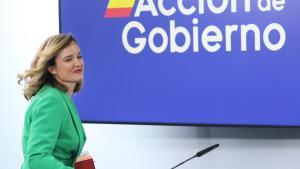 La ministra de Educación, Formación Profesional y Deportes y portavoz del Gobierno, Pilar Alegría, a su llegada a una rueda de prensa posterior  a la reunión del Consejo de Ministros, en Moncloa, a 16 de diciembre de 2025, en Madrid (España).