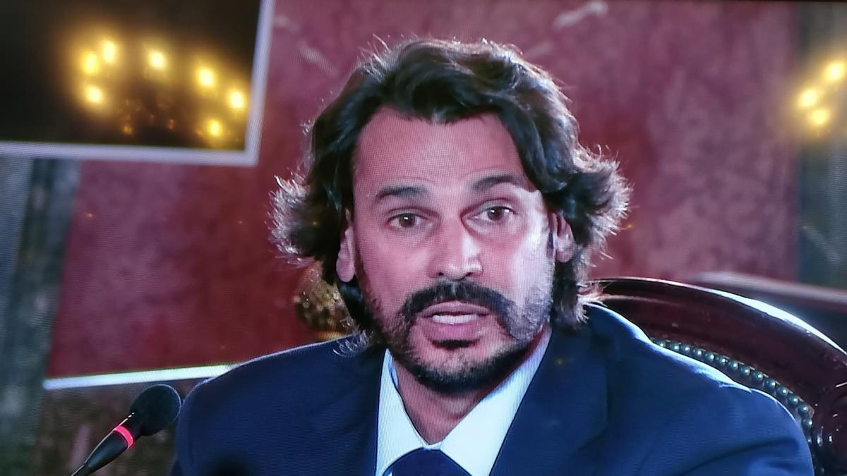 La jutge truca al nòvio d’Ayuso com a testimoni en la causa contra Rodríguez