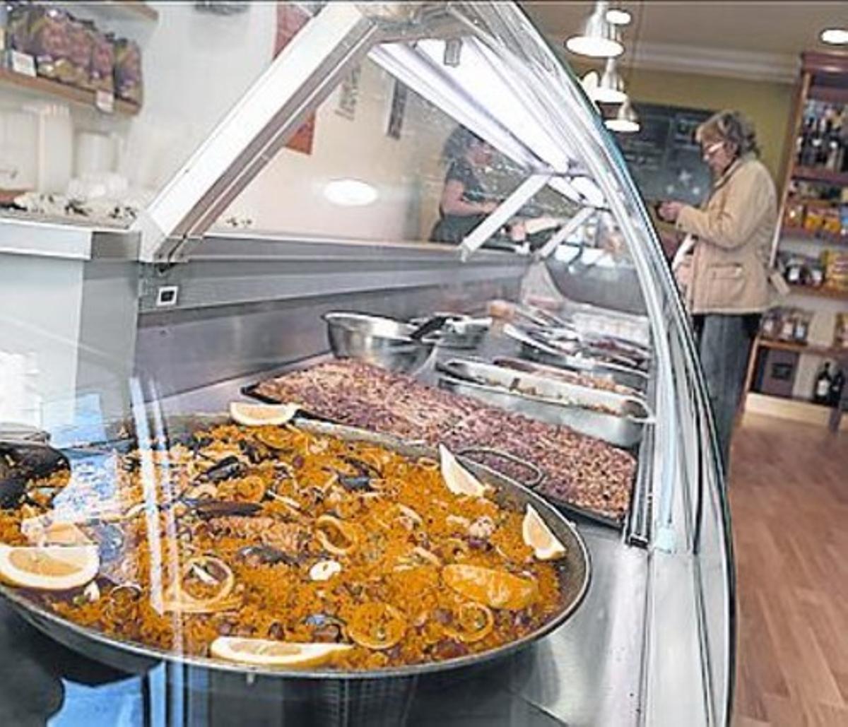 Bufet davantguarda Plats <b>casolans</b> Cuina de la mare Receptes de cullera Menú creatiu Itàlia tradicional Nom amb solera Còctel de pop Pasta artesanal  Clàssic i saludable Guisats amb cura_MEDIA_1