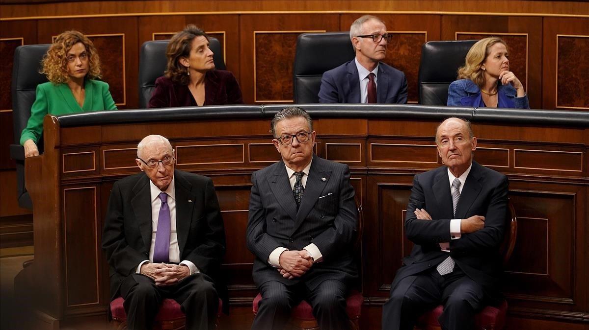 Los padres de la Constitucíón: Sánchez pide reformarla para incluir la igualdad entre hombres y mujeres.