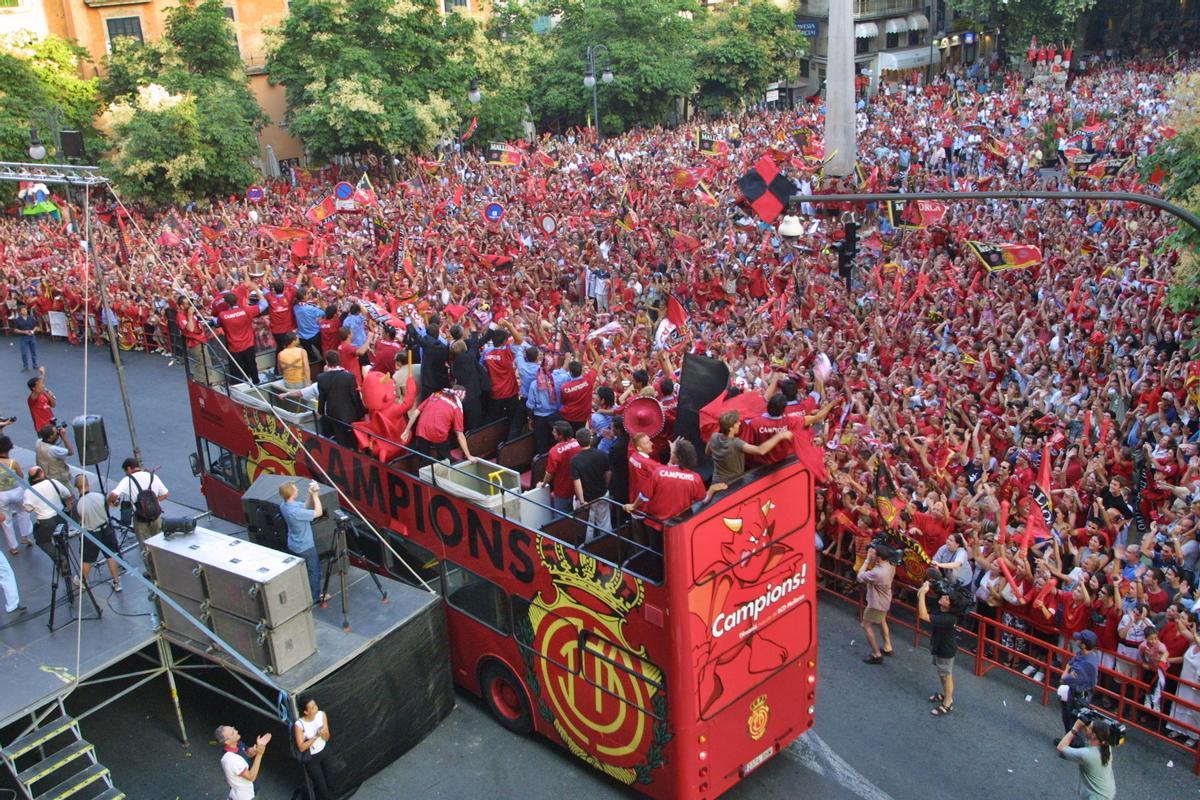 La Copa del Rey del Mallorca en 2003: imágenes para el recuerdo La Copa del Rey del Mallorca en 2003: imágenes para el recuerdo