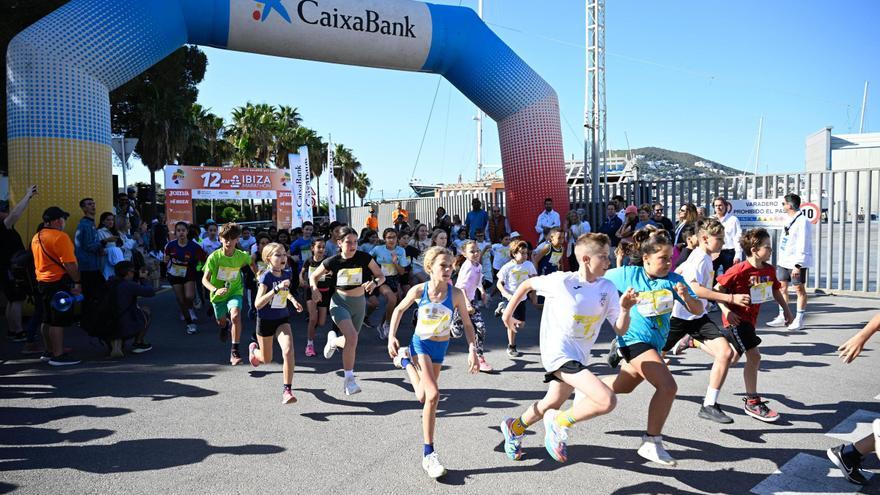 600 niños a la carrera en el aperitivo del Santa Eulària Ibiza Marathon